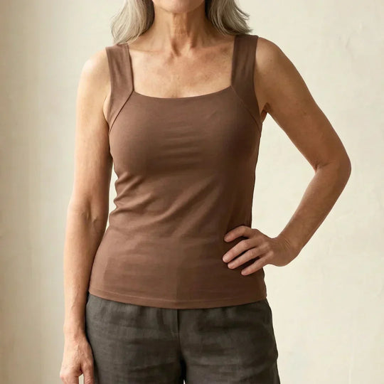 Damen eng anliegendes Tanktop mit quadratischem Ausschnitt