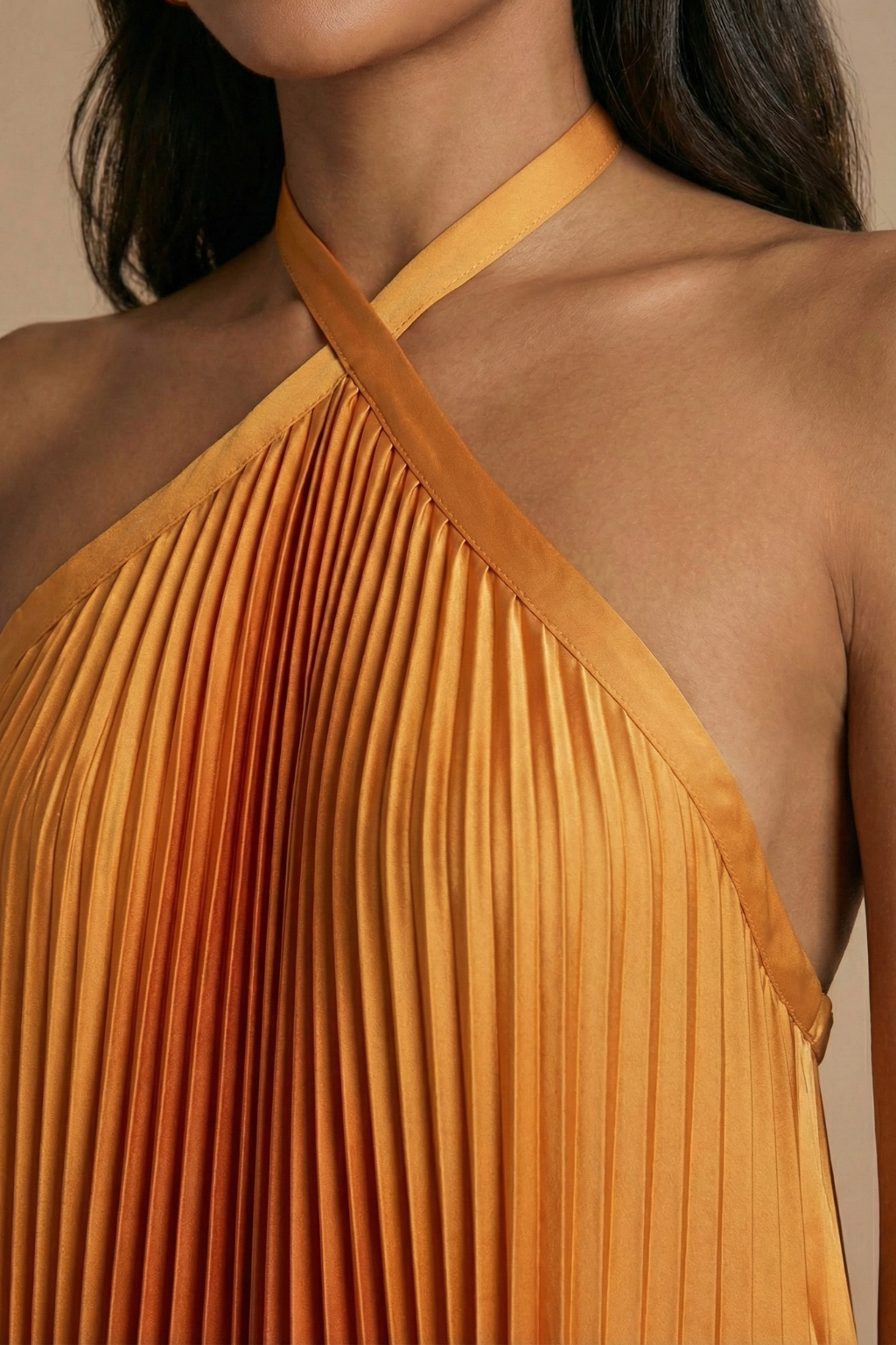 Women's Pleated Halter Neck Flowing Maxi Evening Dress