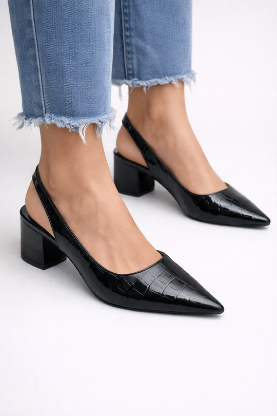 Damen Pumps mit spitz zulaufender Spitze, Slingback-Riemen und Blockabsatz