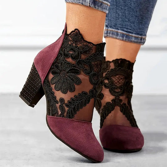 Damen Stiefeletten mit floralem Spitzen-Mesh und Blockabsatz