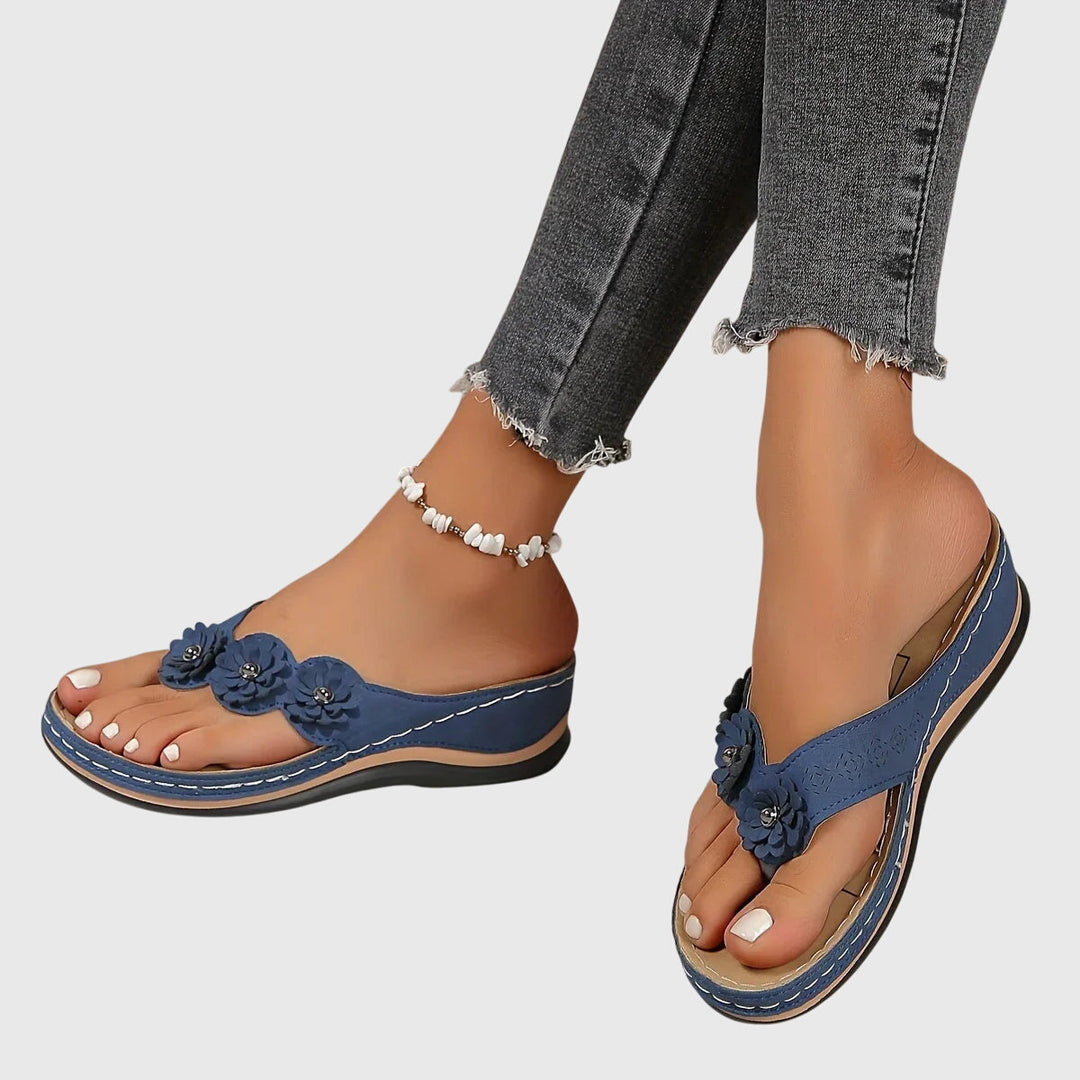 Women's Floral Appliqué Comfort Thong Sandals
