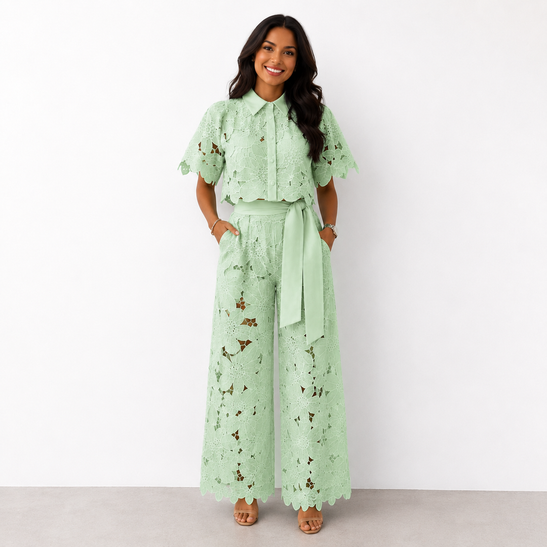 Damen Zweiteiler mit weitem Bein und floraler Spitze