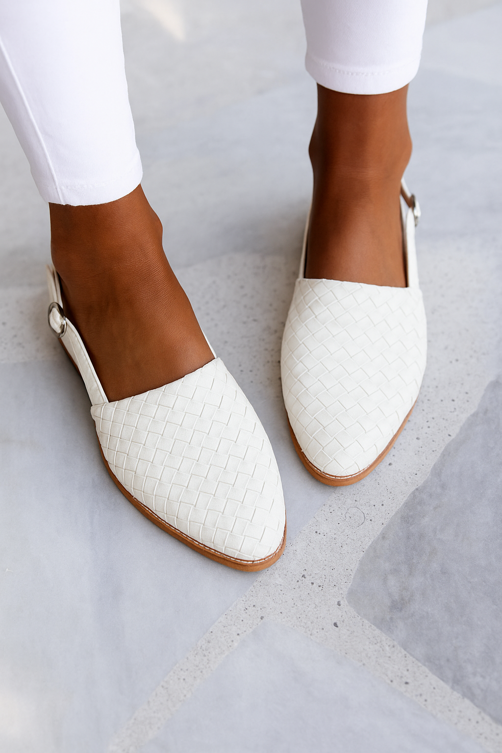 Damen gewebte, spitze Slipper für den Alltag