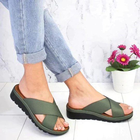 Women's Metallic Cross-Band Platform Slide Sandals