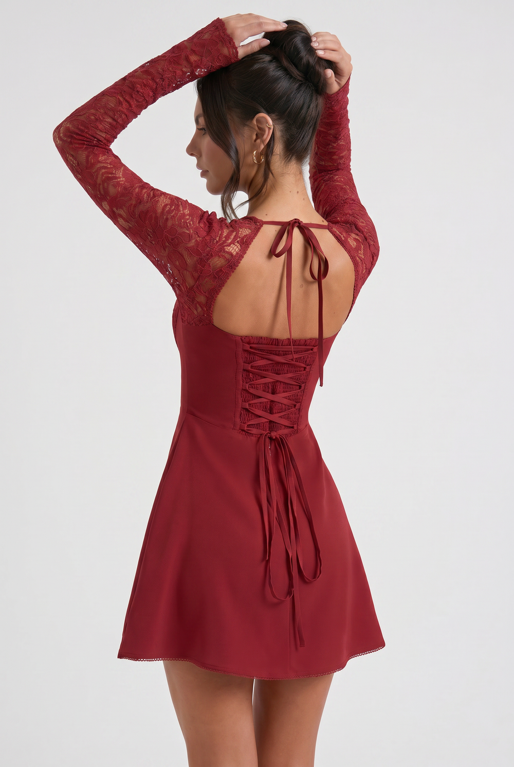 Women's Lace Long Sleeve Mini Dress with Sweetheart Neckline for Parties