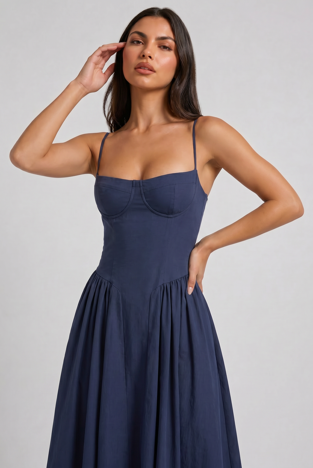 Women's Sweetheart Neck Midi Dress with Fitted Bodice for Elegant Occasions