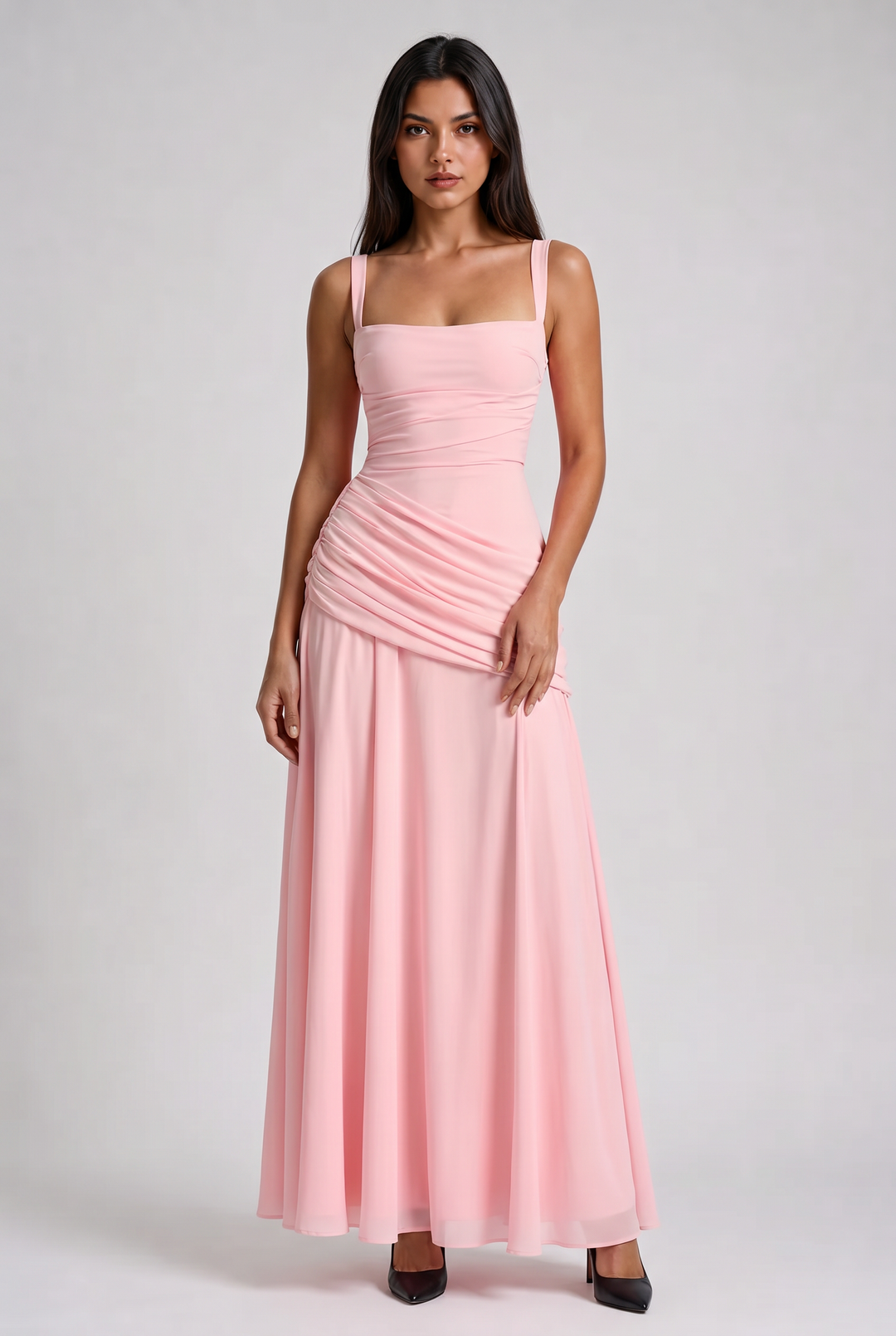 Women's Ruched Maxi Dress with Spaghetti Straps for Evening Occasions