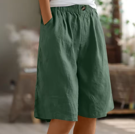 Women's Relaxed Elastic Waist Bermuda Shorts with Pockets