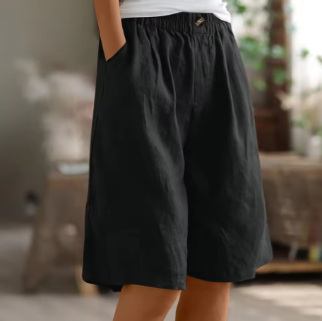 Women's Relaxed Elastic Waist Bermuda Shorts with Pockets
