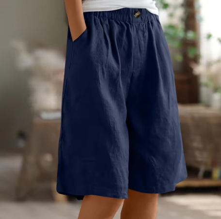 Women's Relaxed Elastic Waist Bermuda Shorts with Pockets
