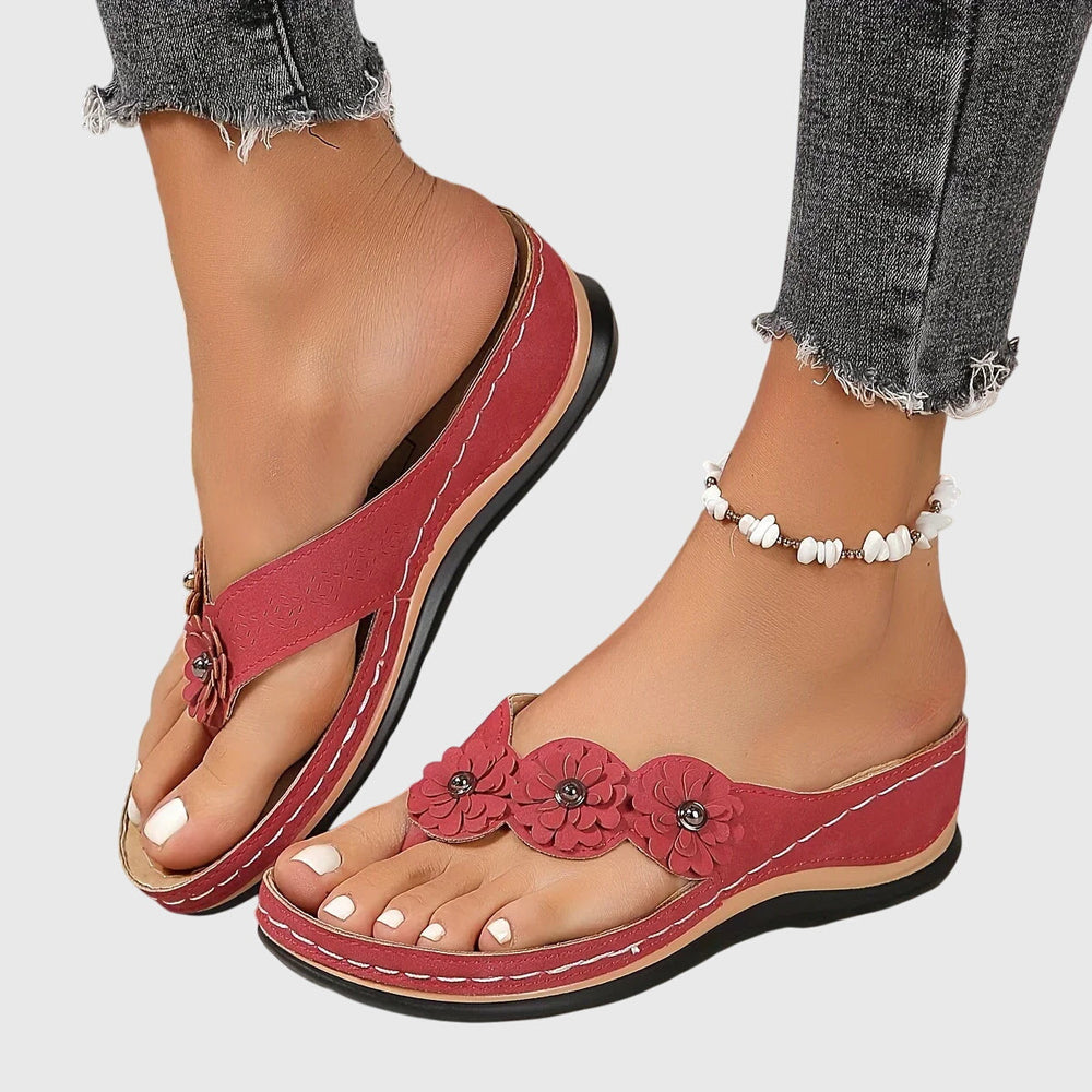 Women's Floral Appliqué Comfort Thong Sandals