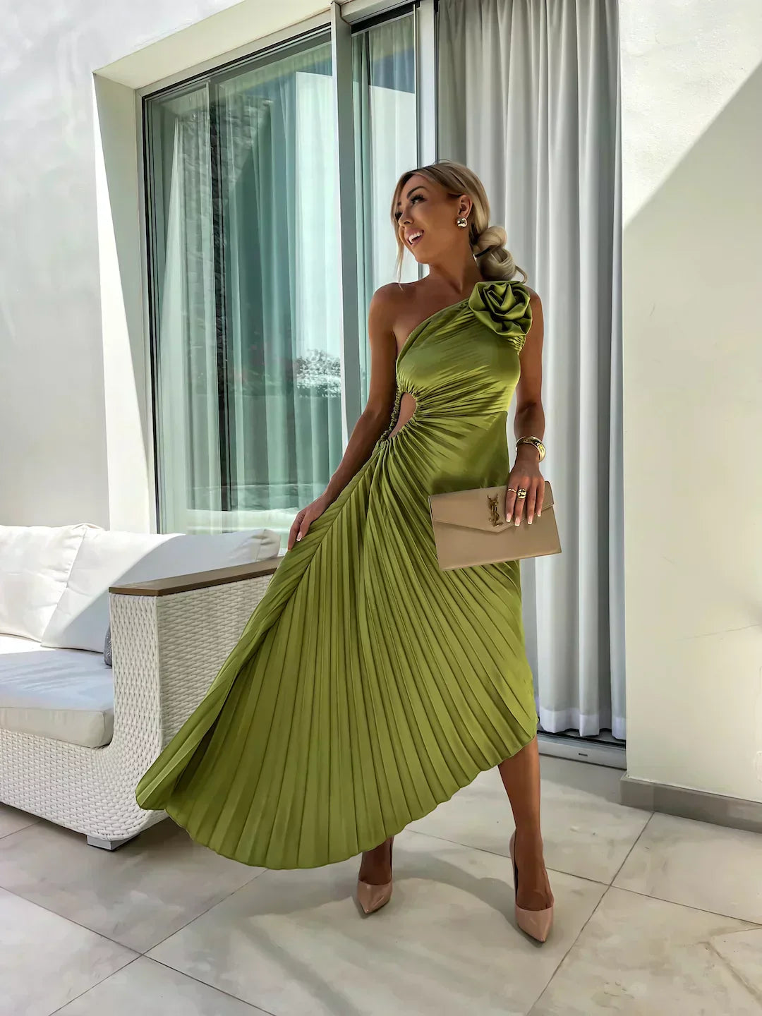 Women's Elegant One-Shoulder Pleated Midi Dress with Floral Detail
