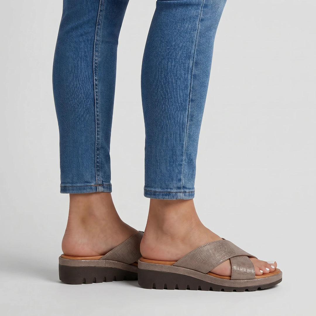 Women's Metallic Cross-Band Platform Slide Sandals
